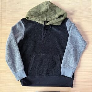 American Eagle Outfitters Black and Gray Hoodie with Olive Hood